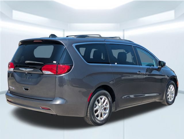 Used 2021 Chrysler Voyager Lxi FWD image 6