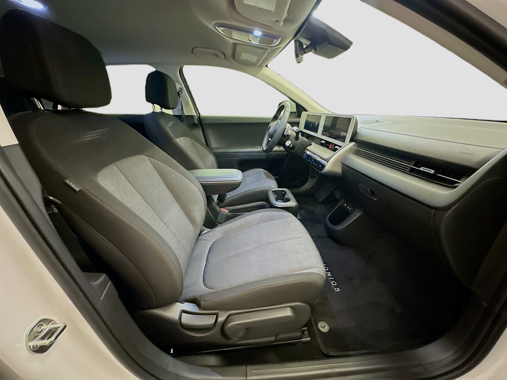 Used 2024 Hyundai Ioniq 5 SEL image 32