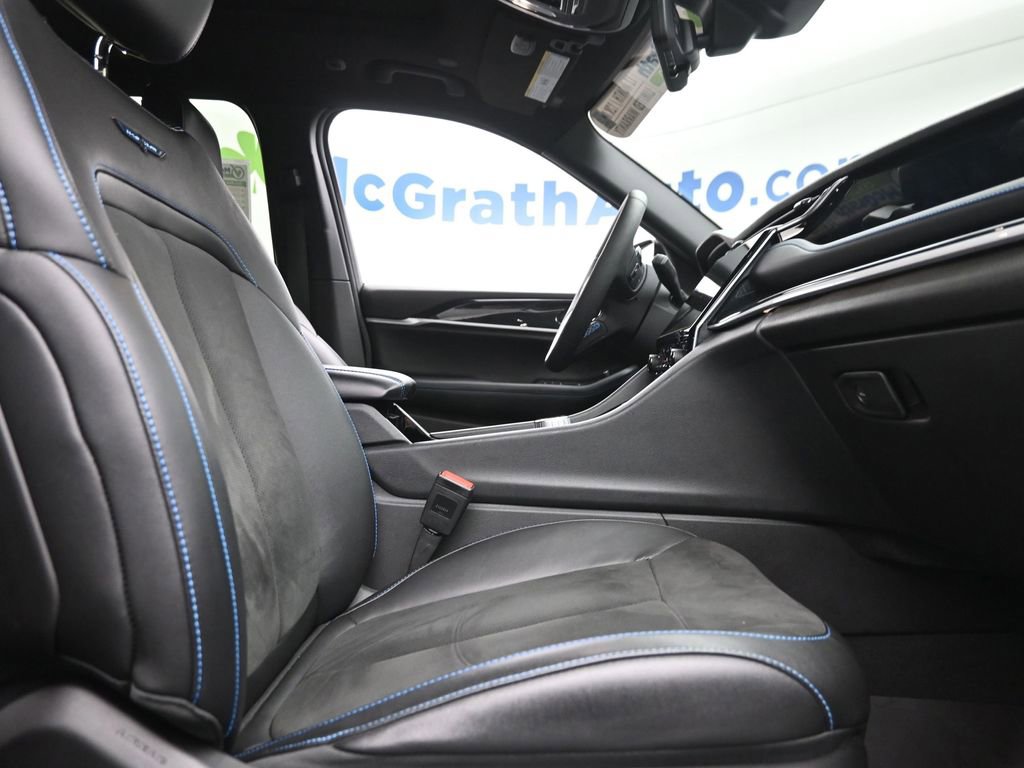 Used 2023 Jeep Grand Cherokee Trailhawk w/ Advanced Protech Group II image 7
