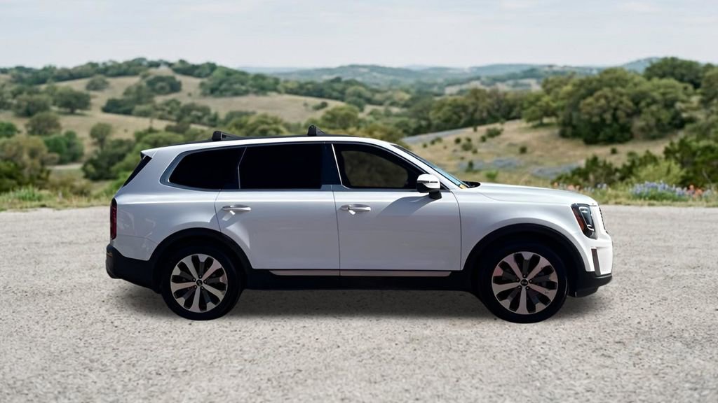 Used 2020 Kia Telluride S w/ S 8 Passenger Seating Package image 11