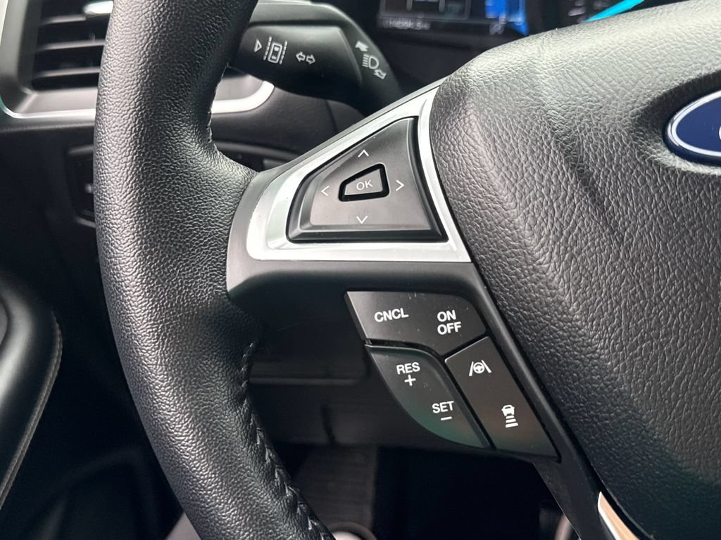Used 2024 Ford Edge Titanium w/ Equipment Group 301A AWD/4WD image 36