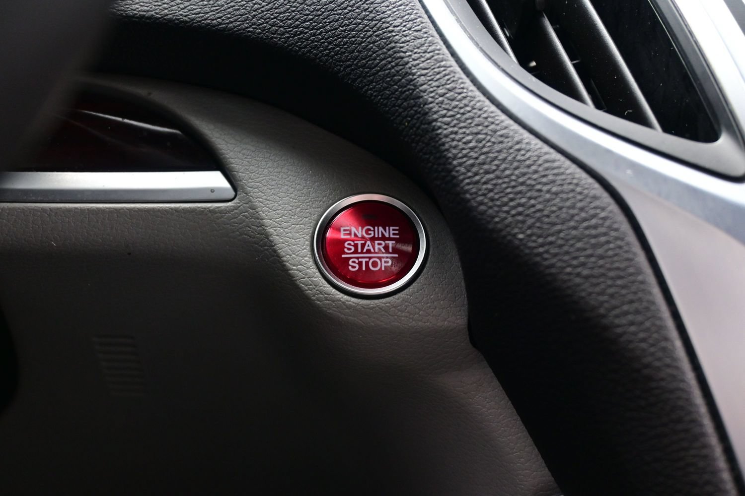 Used 2015 Acura TLX w/ Technology Package FWD image 22