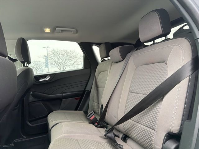 Used 2021 Ford Escape SE image 15