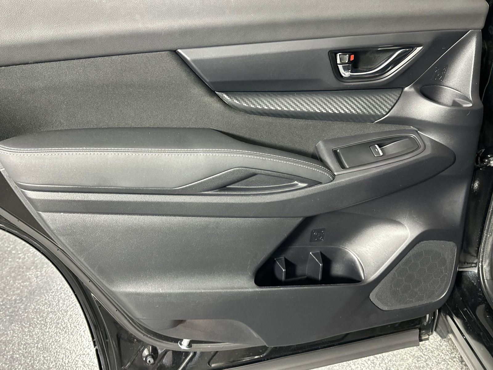 Used 2023 Subaru Ascent Premium image 29