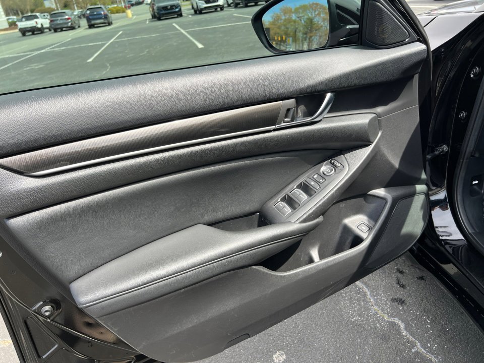 Used 2021 Honda Accord Sport Special Edition image 36