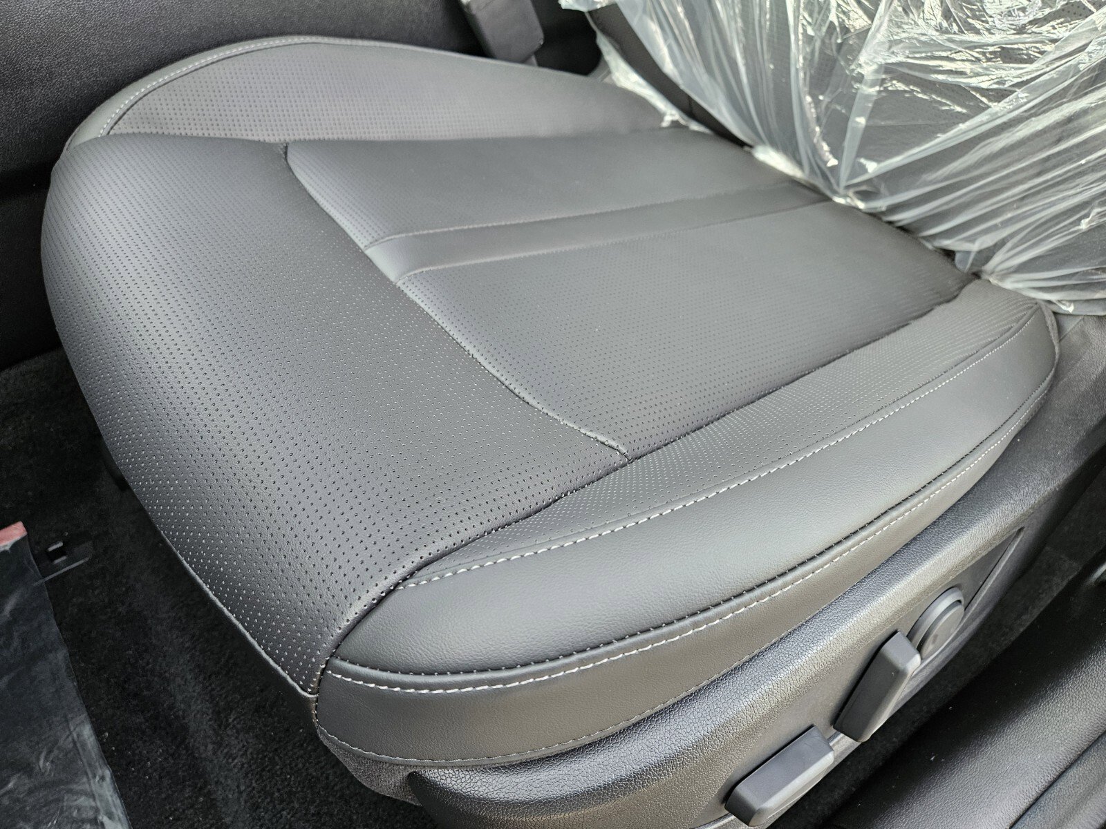 New 2026 Kia Sorento S AWD/4WD image 8