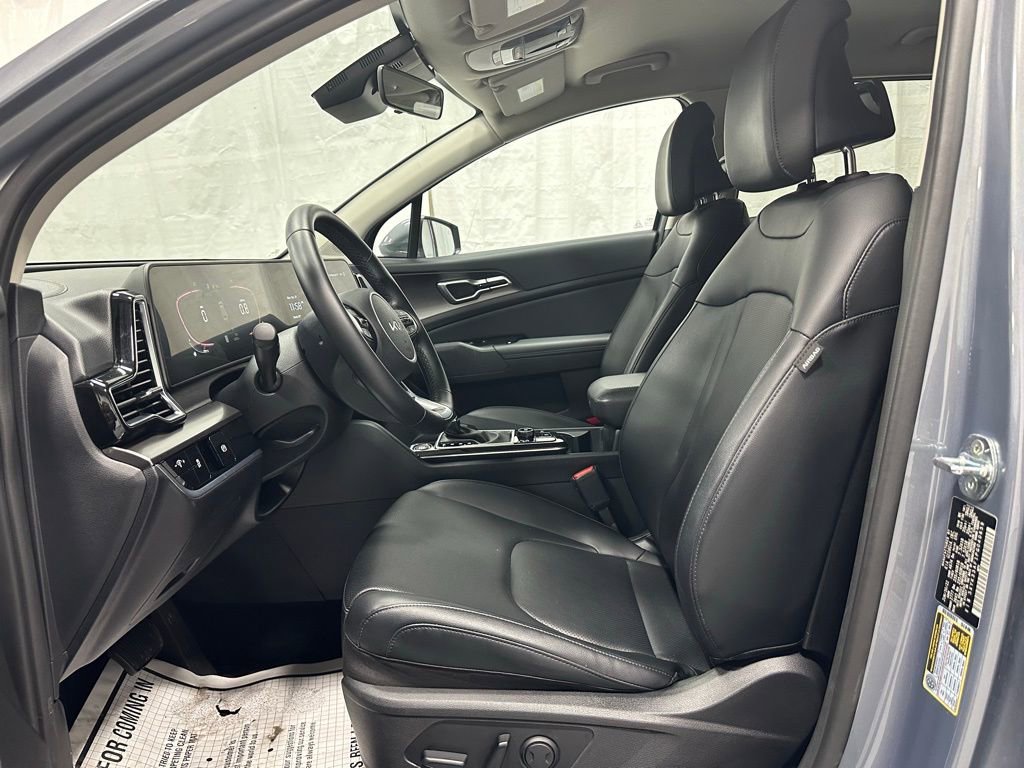 Used 2023 Kia Sportage EX FWD image 14