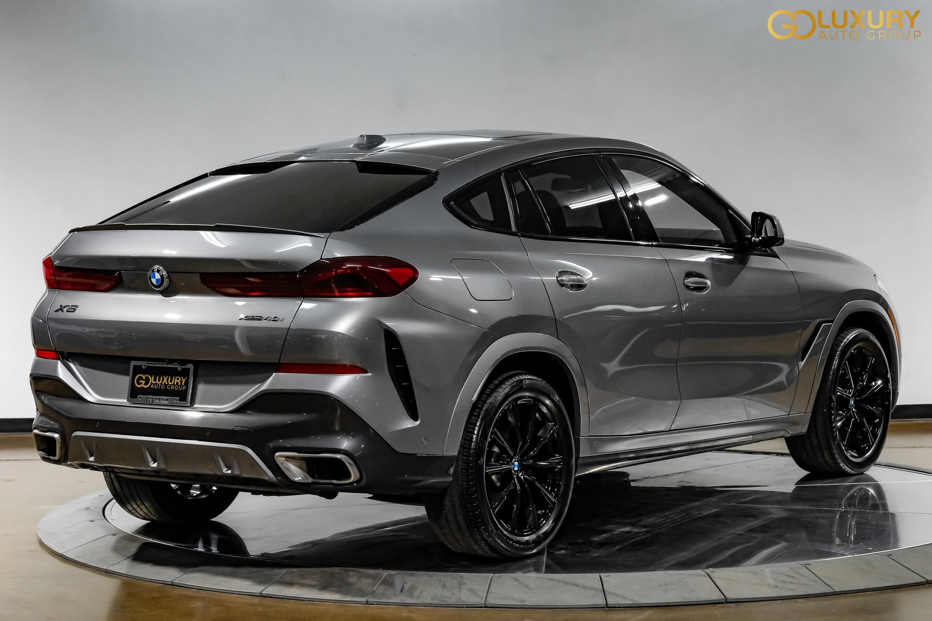 Used 2025 BMW X6 xDrive40i w/ Climate Comfort Package AWD/4WD image 8