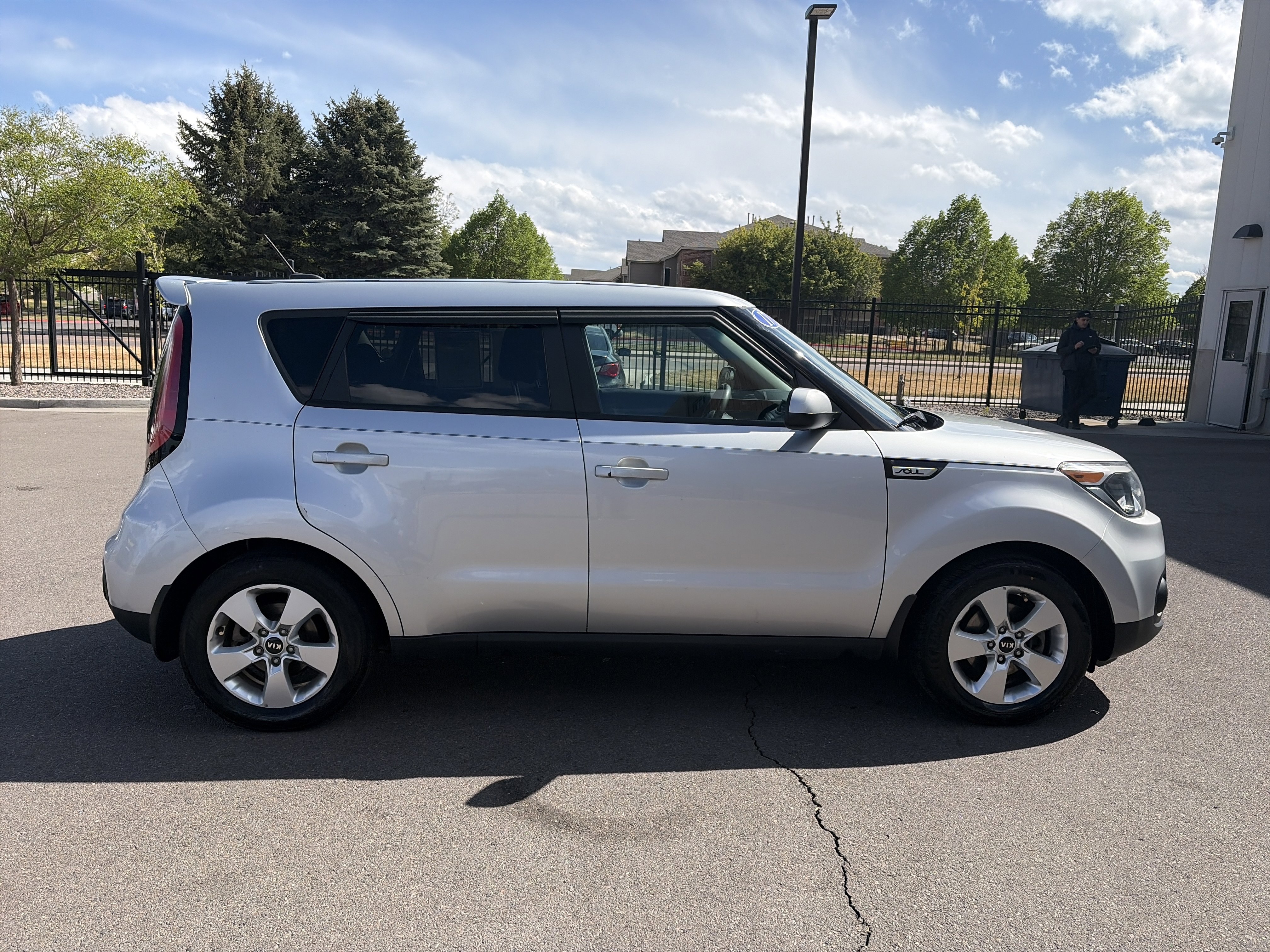 Used 2017 Kia Soul FWD image 4