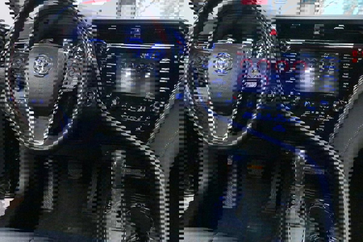 Used 2020 Toyota Camry SE w/ Audio Package image 26