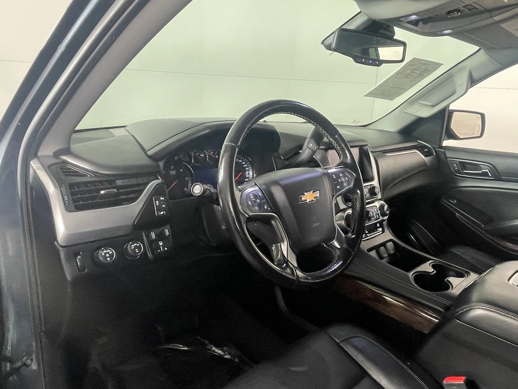 Used 2020 Chevrolet Suburban LT w/ RST Edition image 14