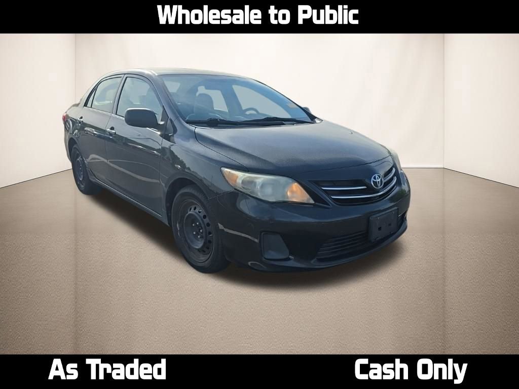 Used 2013 Toyota Corolla LE image 1