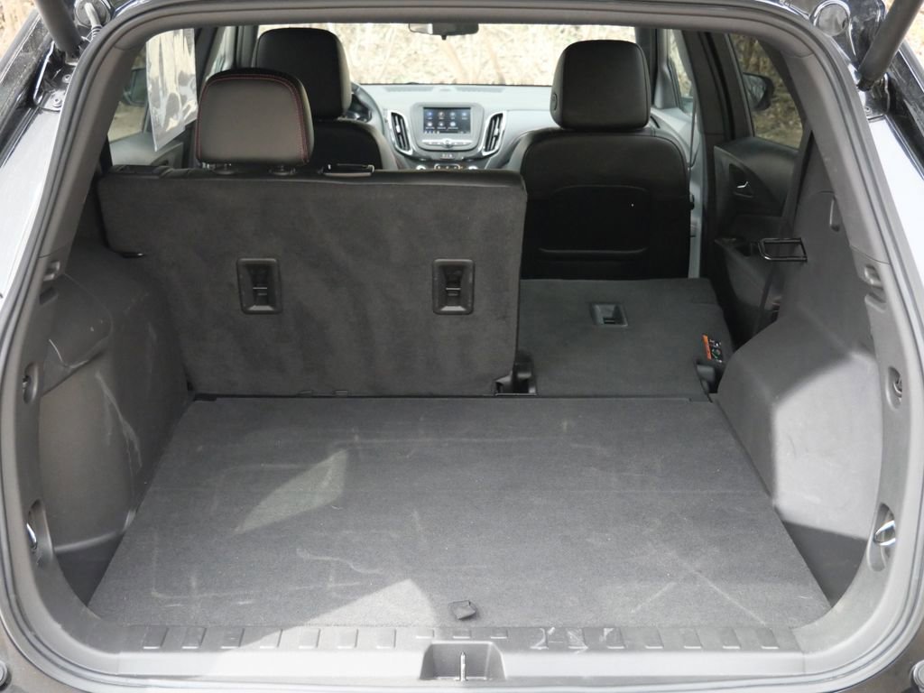 Used 2023 Chevrolet Equinox RS AWD/4WD image 27