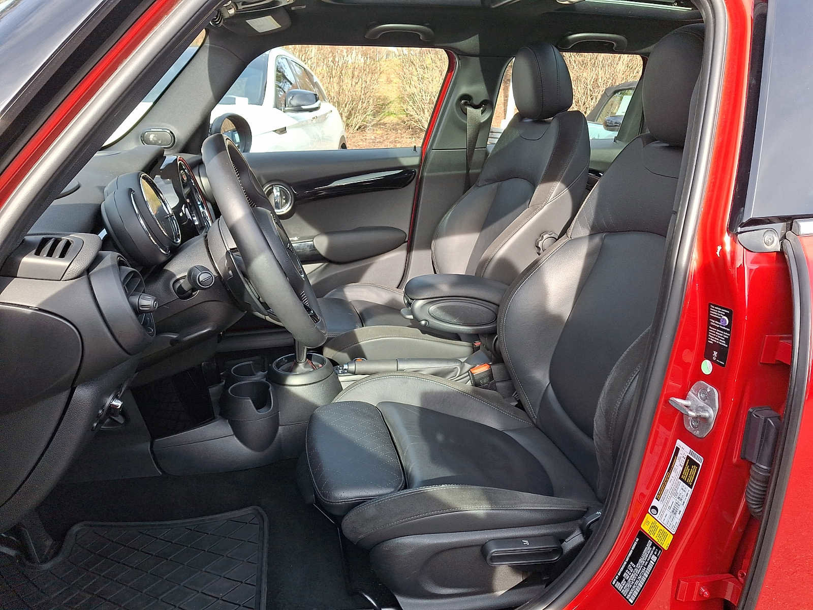 Used 2020 MINI Cooper S image 10