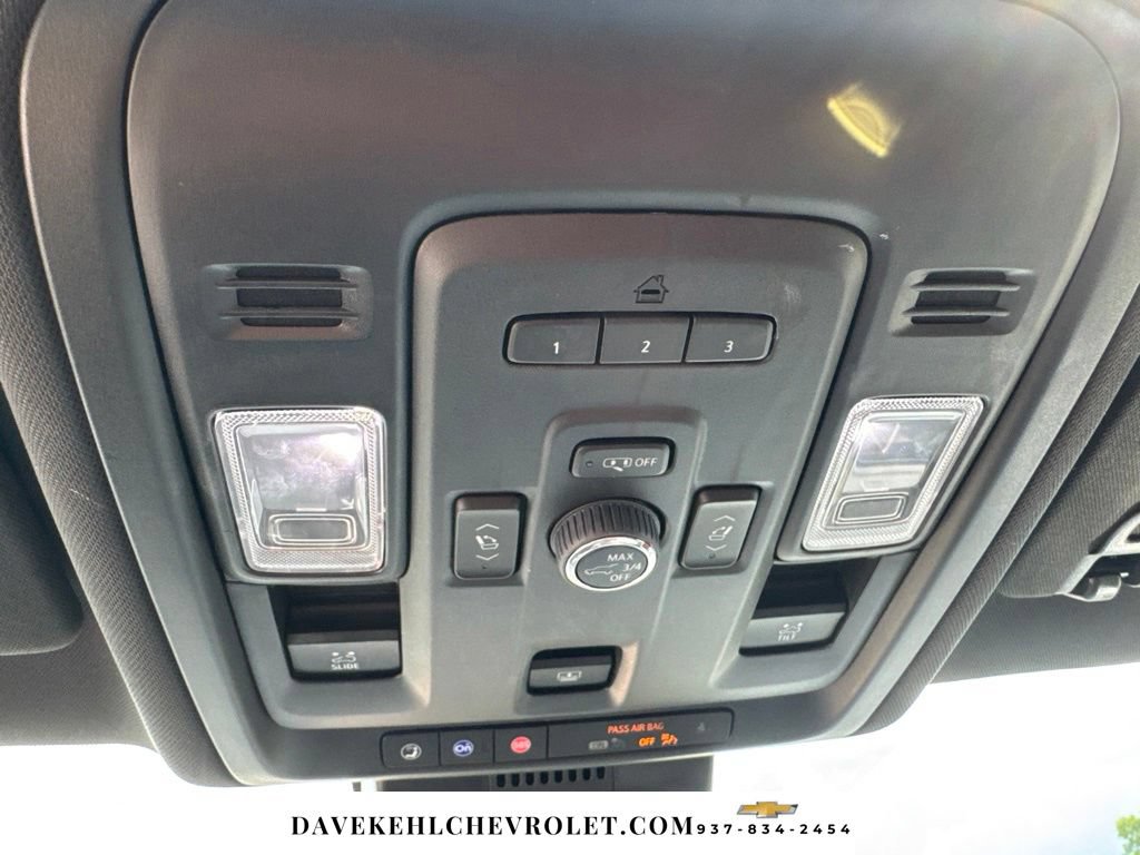 Used 2024 Chevrolet Tahoe LT w/ LT Signature Package AWD/4WD image 21