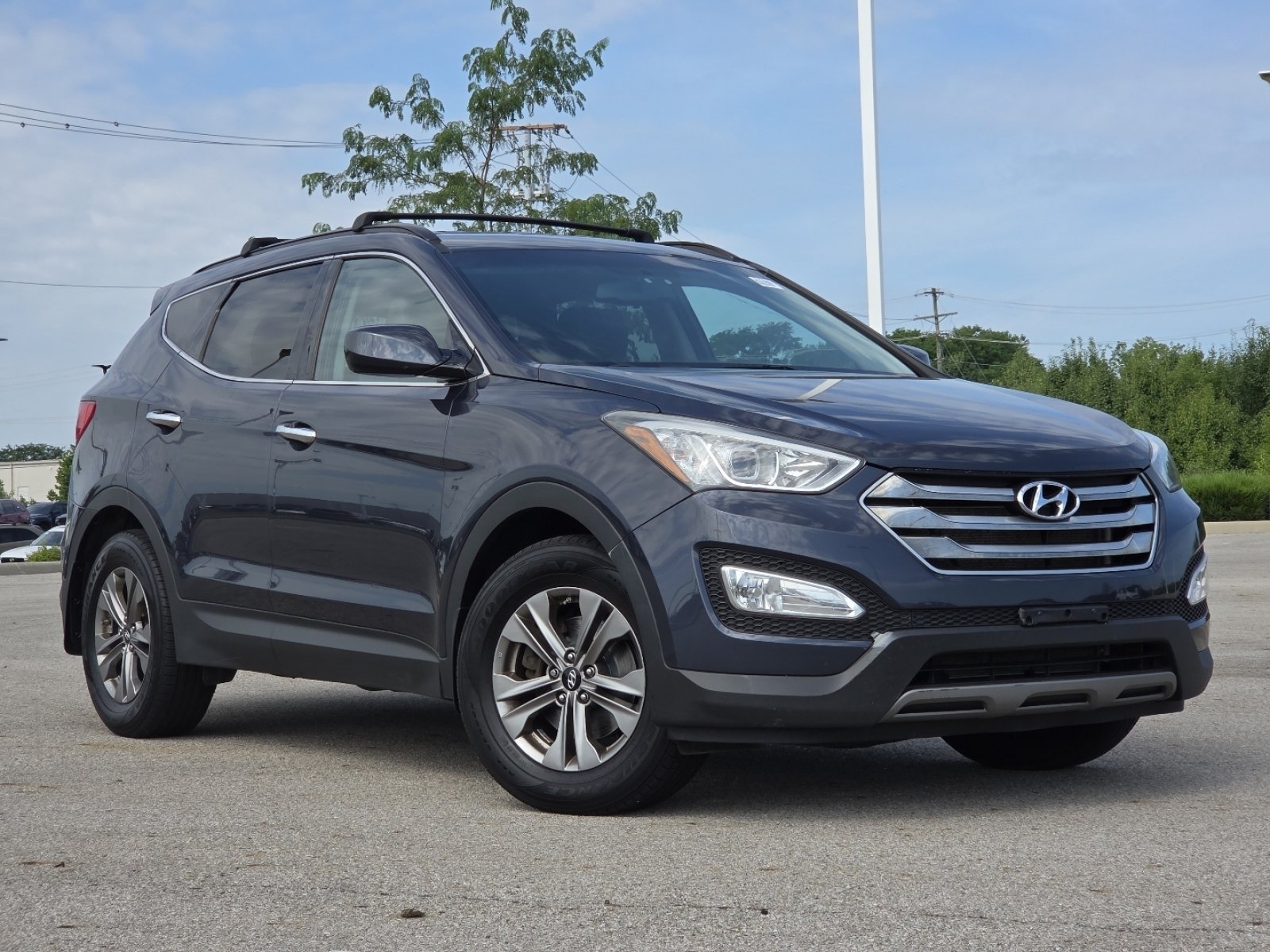 Used 2016 Hyundai Santa Fe Sport w/ Option Group 02 AWD/4WD image 2