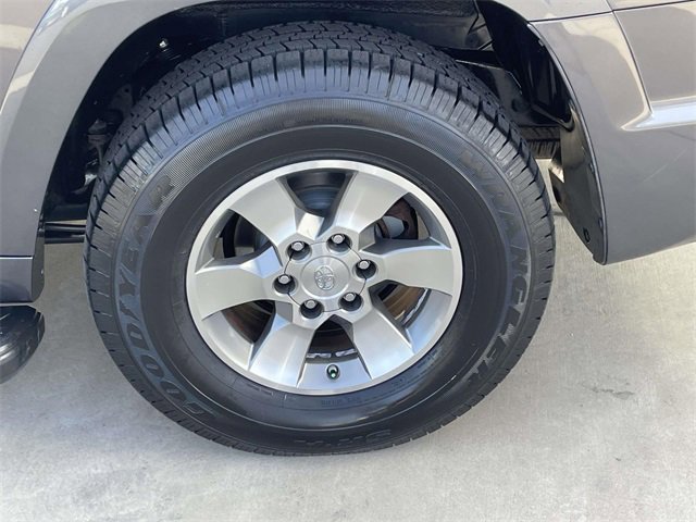 Used 2013 Toyota 4Runner SR5 image 10