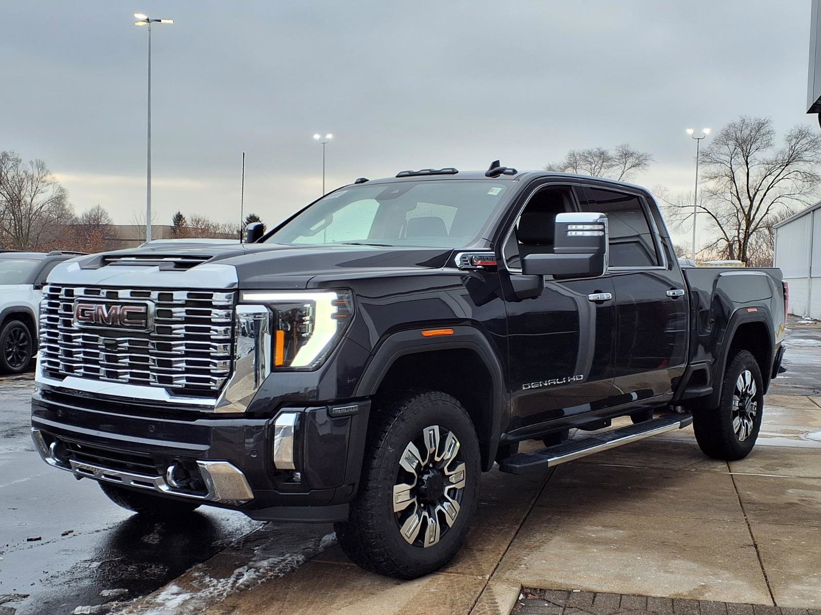 New 2026 GMC Sierra 2500 Denali w/ Denali Reserve Package image 3