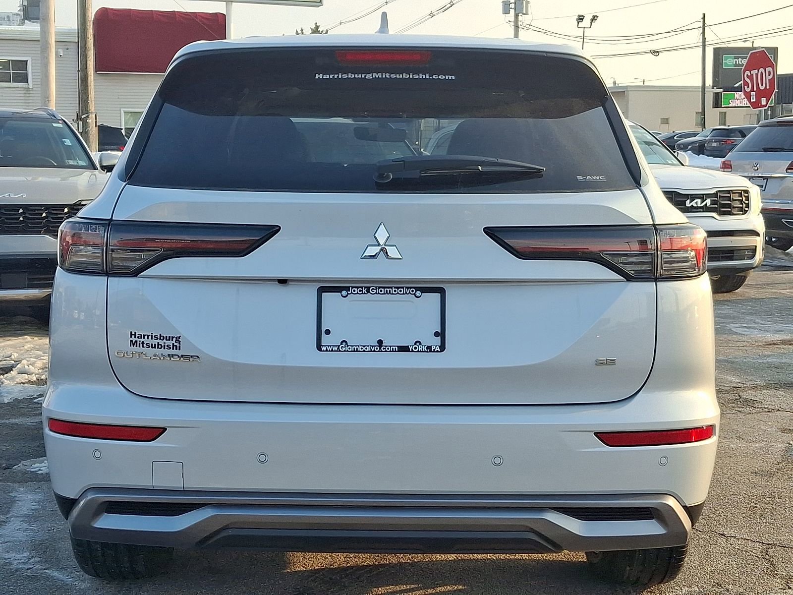 New 2026 Mitsubishi Outlander SE AWD/4WD image 6