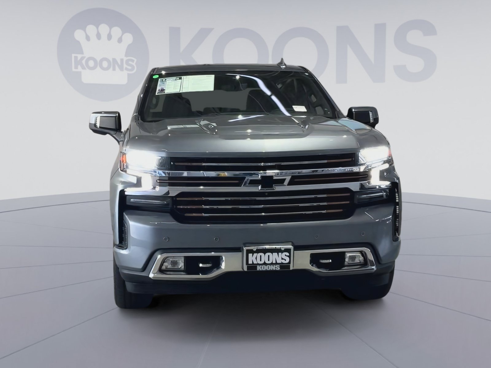 Used 2020 Chevrolet Silverado 1500 High Country w/ Technology Package AWD/4WD image 4