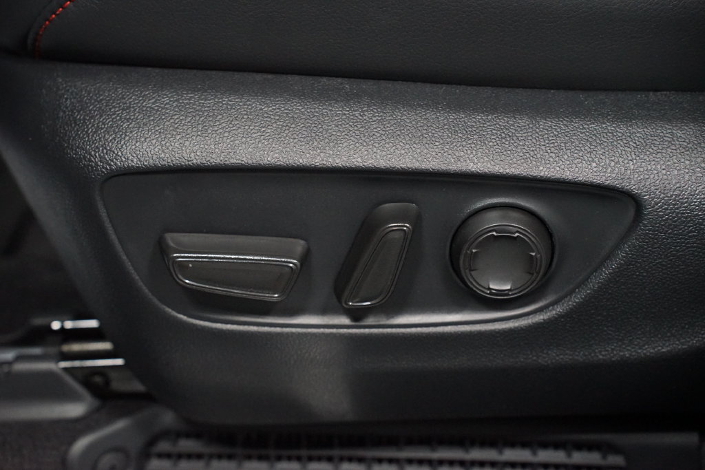 New 2026 Toyota Sienna XSE FWD image 36