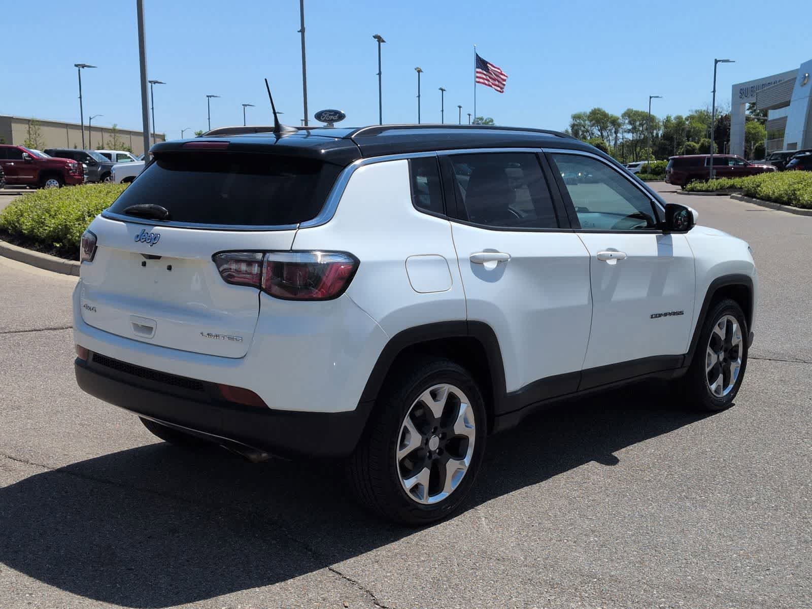 Used 2019 Jeep Compass Limited AWD/4WD image 8