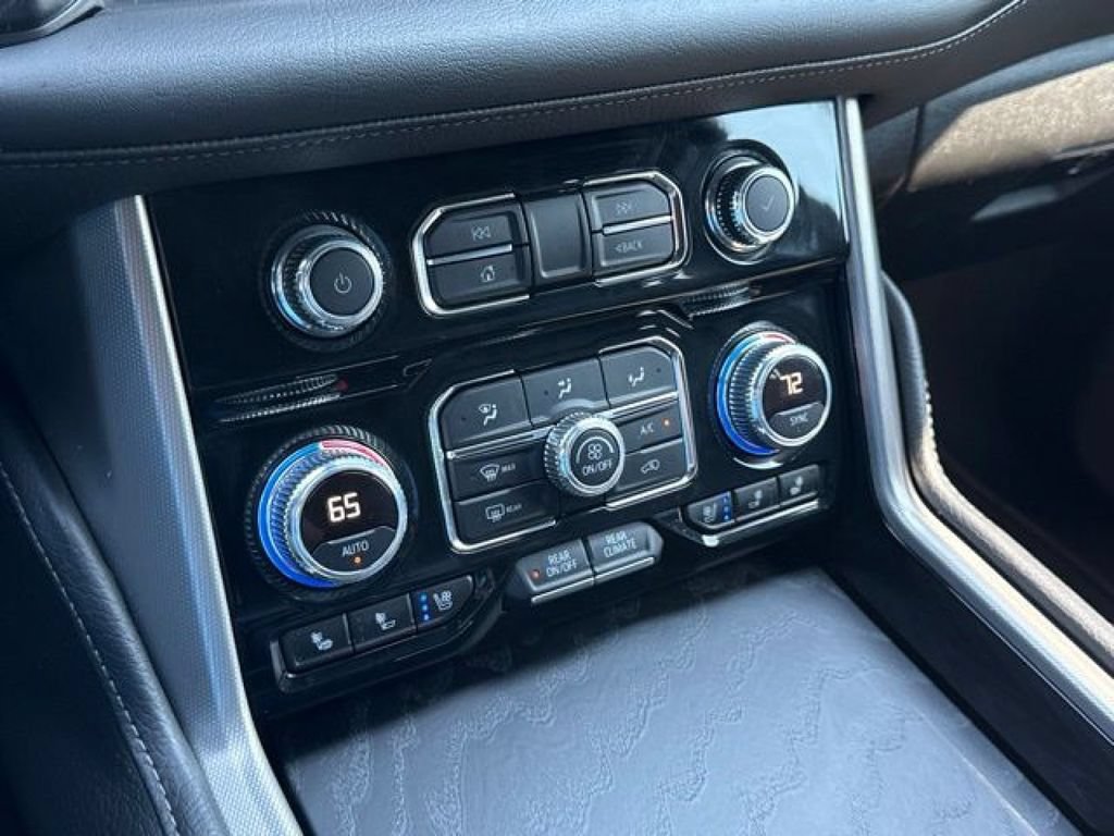 Used 2024 GMC Yukon Denali AWD/4WD image 36