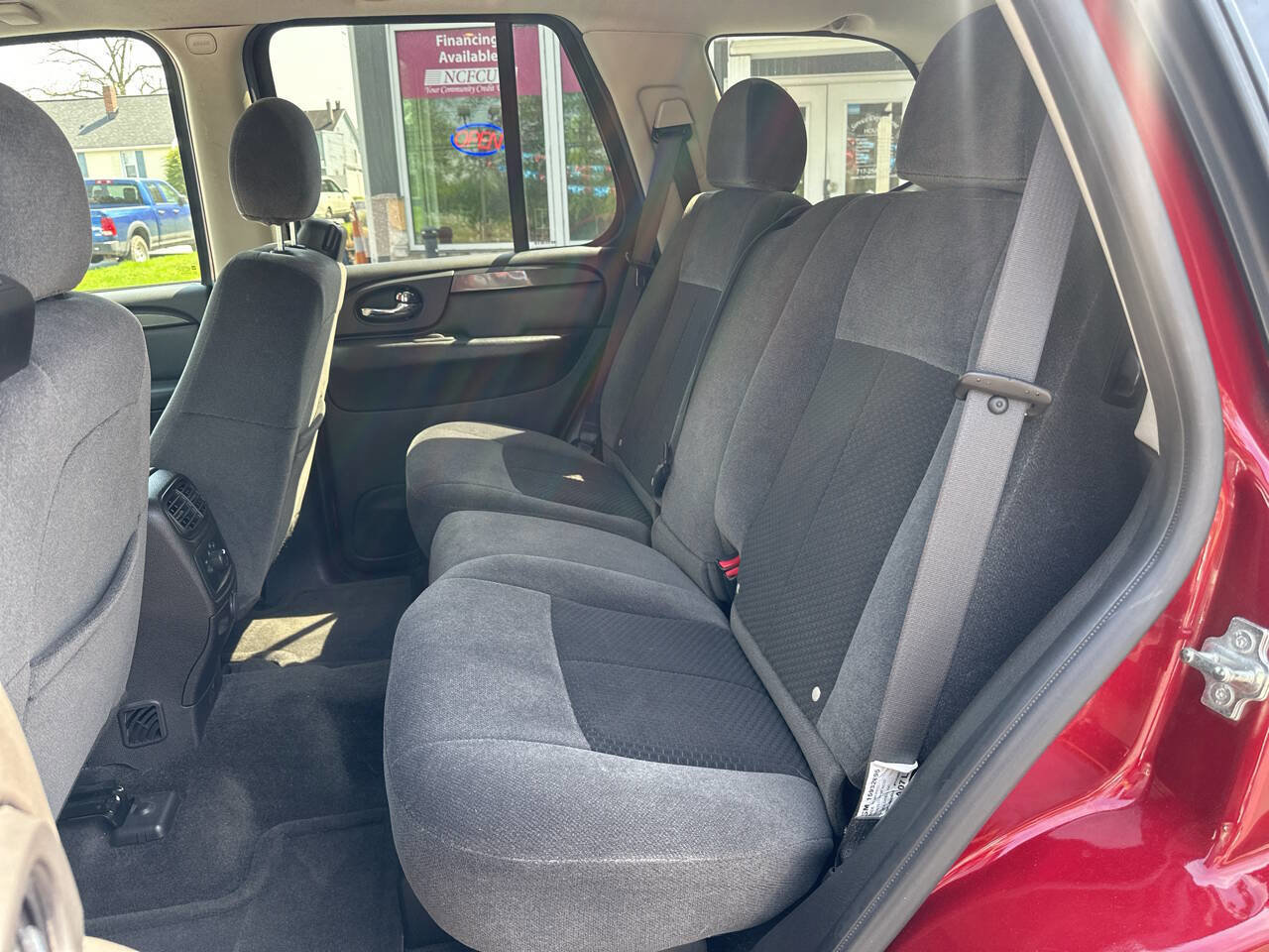 Used 2007 GMC Envoy SLE RWD image 20