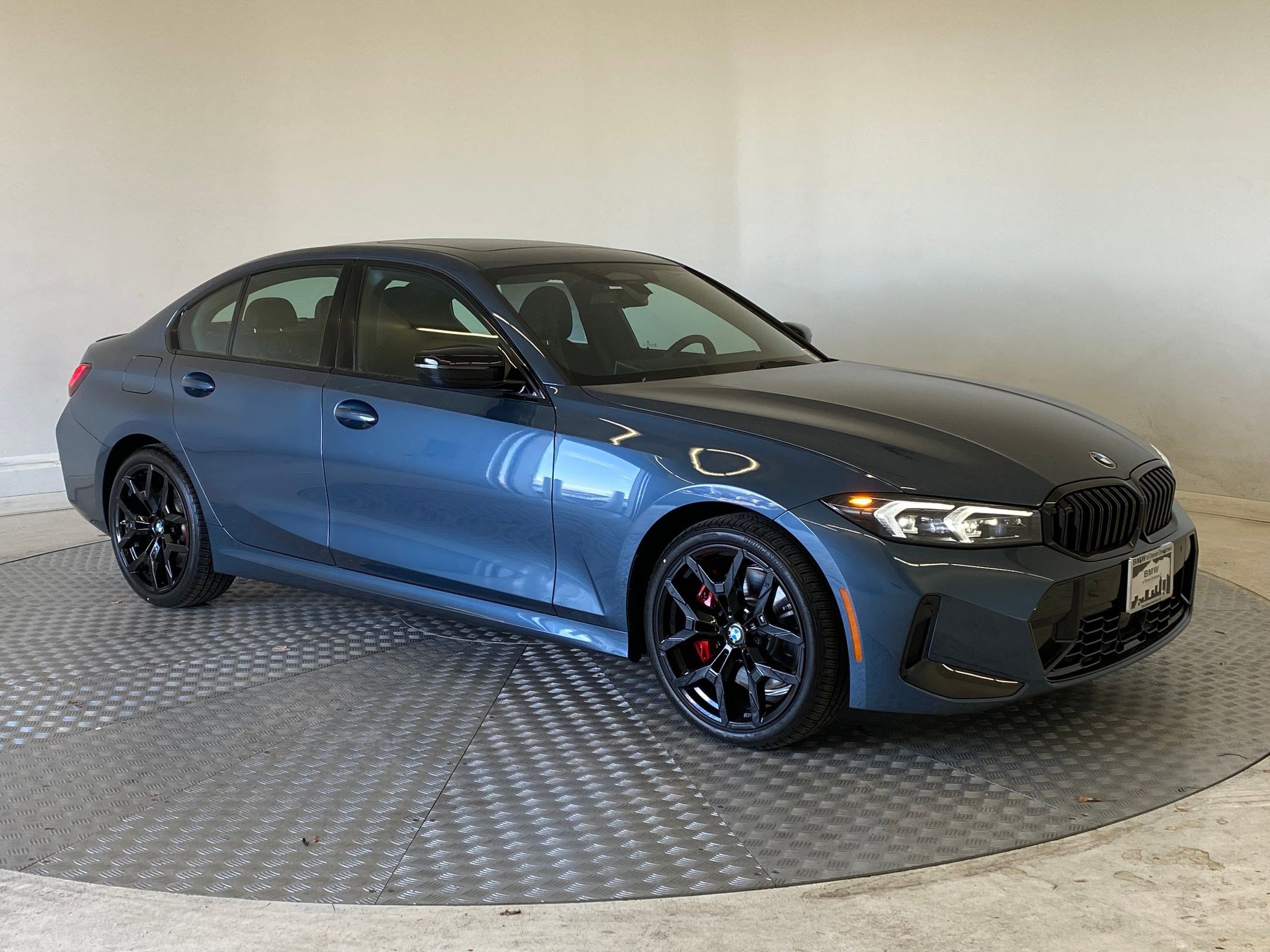 New 2026 BMW 330i xDrive Sedan w/ M Sport Package image 7