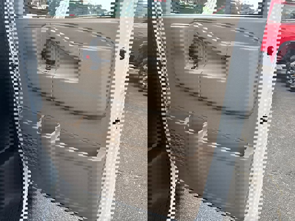 New 2026 Chevrolet Express 2500 image 15