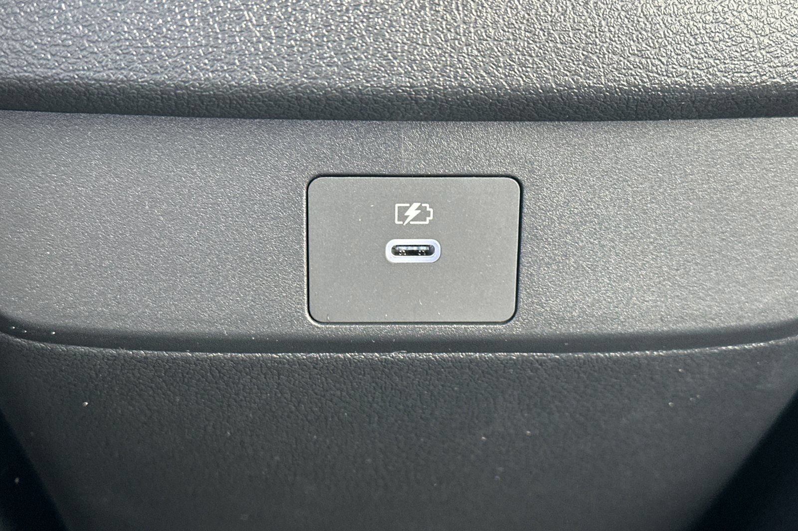 New 2026 Nissan Sentra SV w/ SV Convenience Package FWD image 15