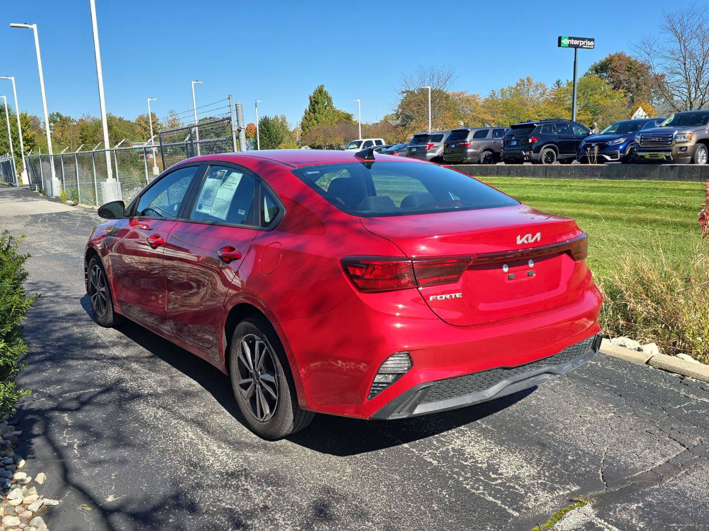 Used 2024 Kia Forte LXS FWD image 9