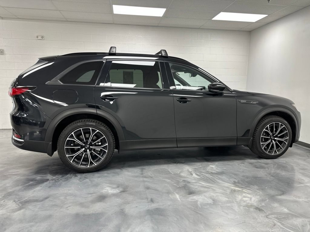 Certified 2025 MAZDA CX-70 Plug-In Hybrid w/ Premium Plus AWD/4WD image 5