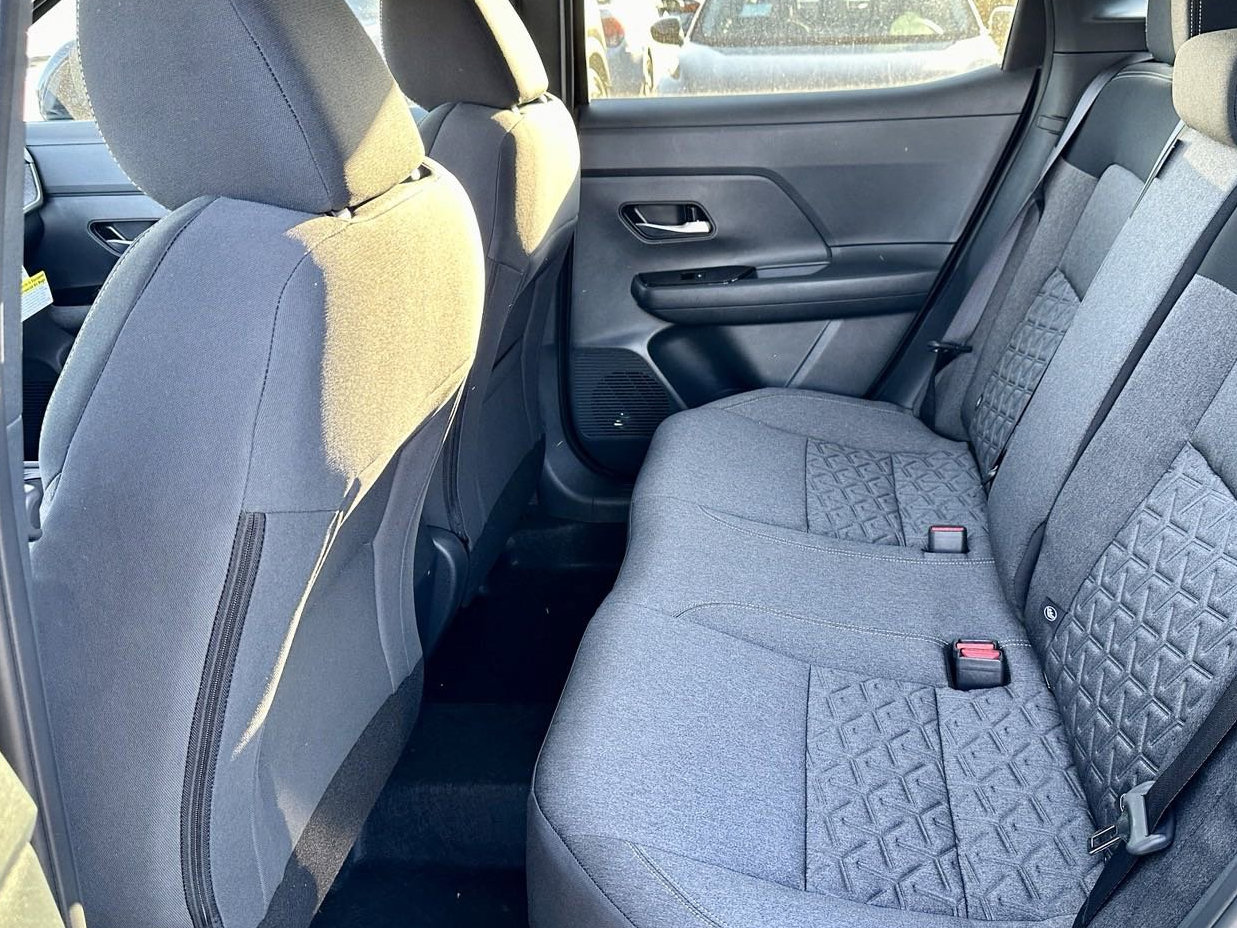 New 2025 Nissan Kicks SV image 17