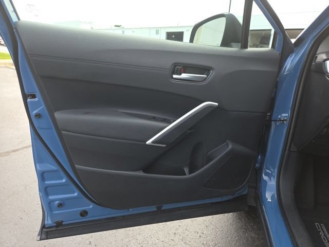 Used 2026 Toyota Corolla Cross XLE FWD image 10
