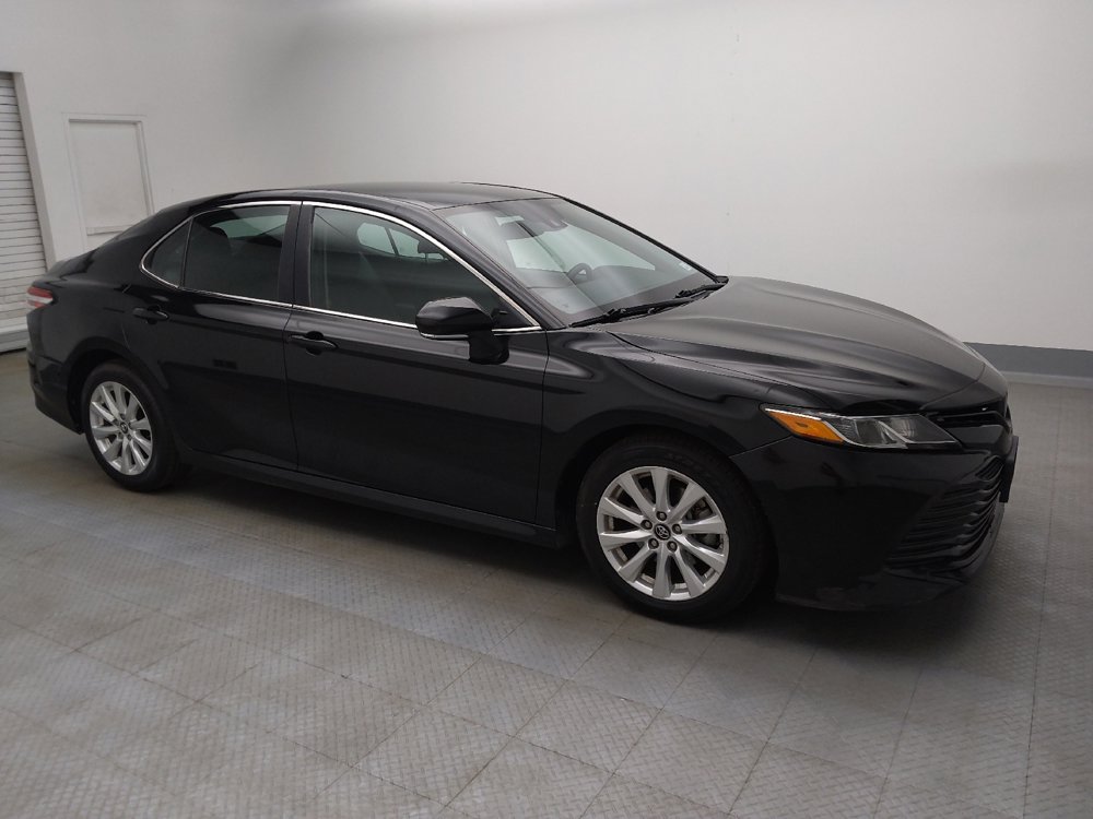 Used 2018 Toyota Camry LE w/ Convenience Package FWD image 11