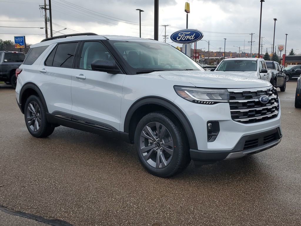New 2026 Ford Explorer Active w/ Active Comfort Package image 2