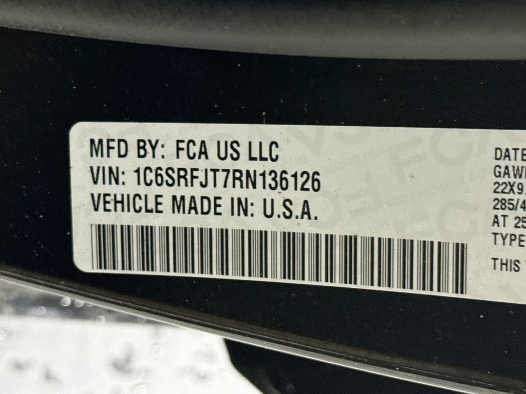 Used 2024 RAM 1500 Laramie AWD/4WD image 39