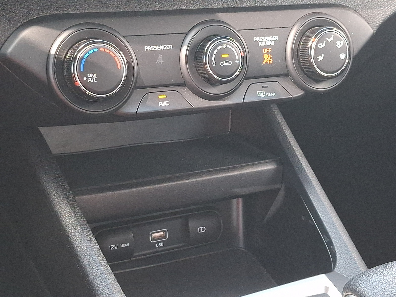Certified 2024 Kia Forte LXS FWD image 15