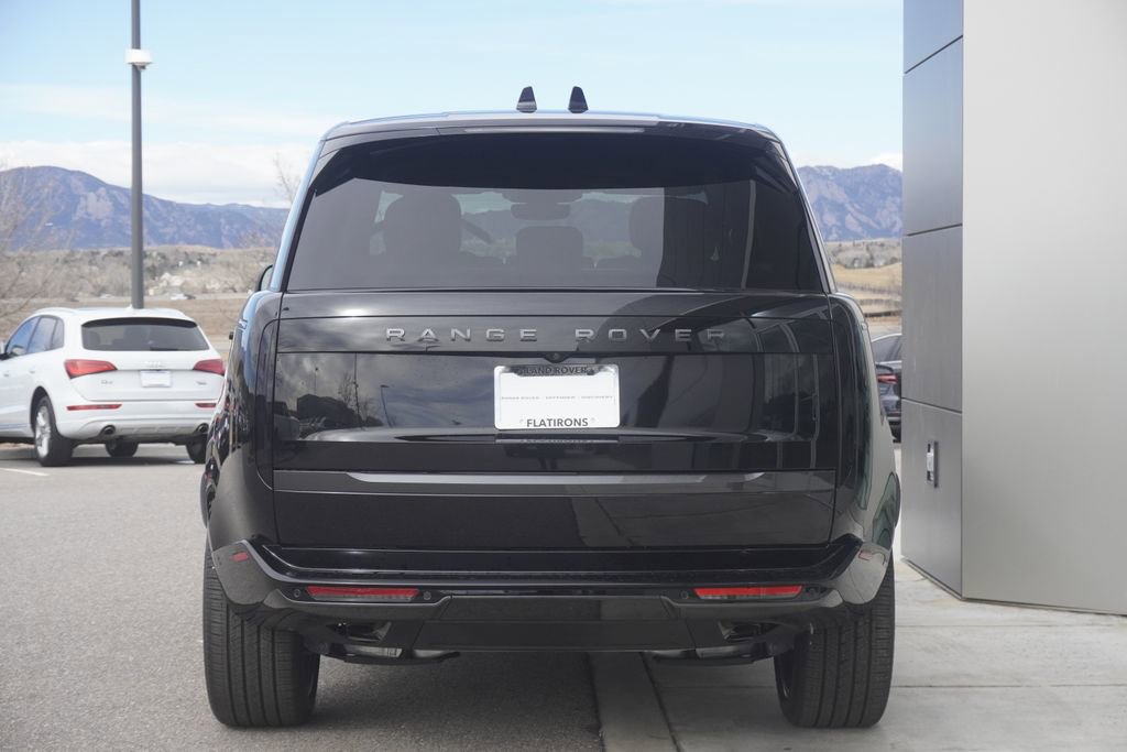 New 2026 Land Rover Range Rover Long Wheelbase SE AWD/4WD image 6