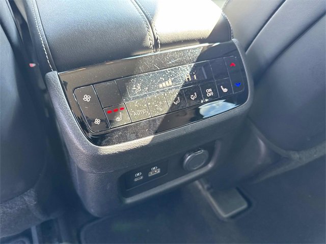 Used 2024 INFINITI QX60 Luxe image 18