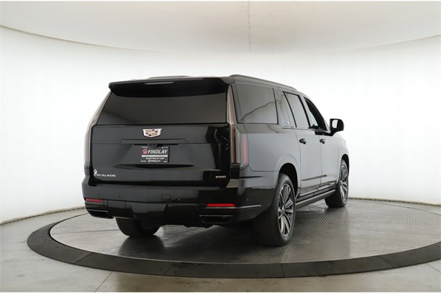 Used 2025 Cadillac Escalade ESV Sport image 7