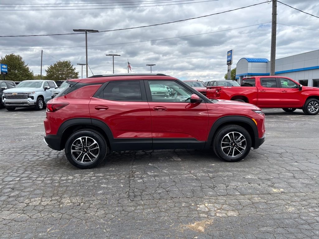 New 2026 Chevrolet TrailBlazer LT w/ Convenience Package FWD image 3
