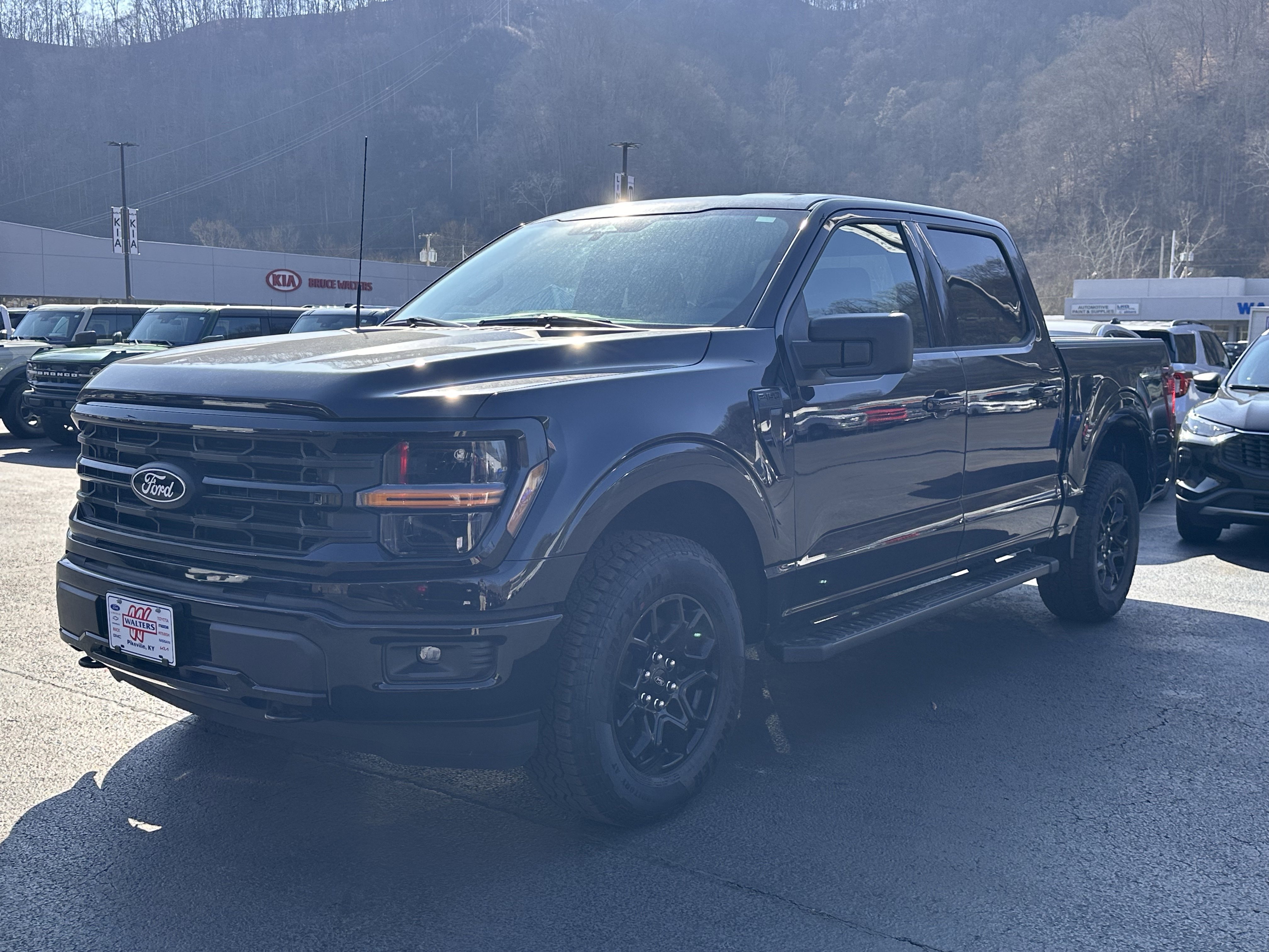 New 2025 Ford F150 XLT w/ Equipment Group 301A Standard image 2