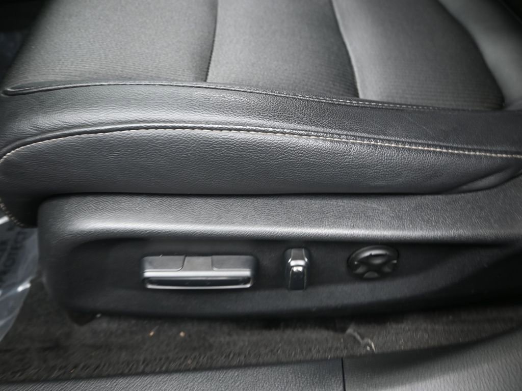 Used 2019 Honda Accord Sport image 12