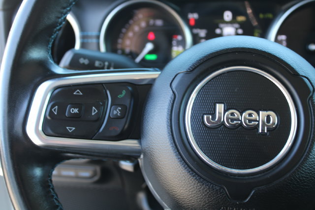 Used 2022 Jeep Wrangler Unlimited Rubicon 4xe AWD/4WD image 20