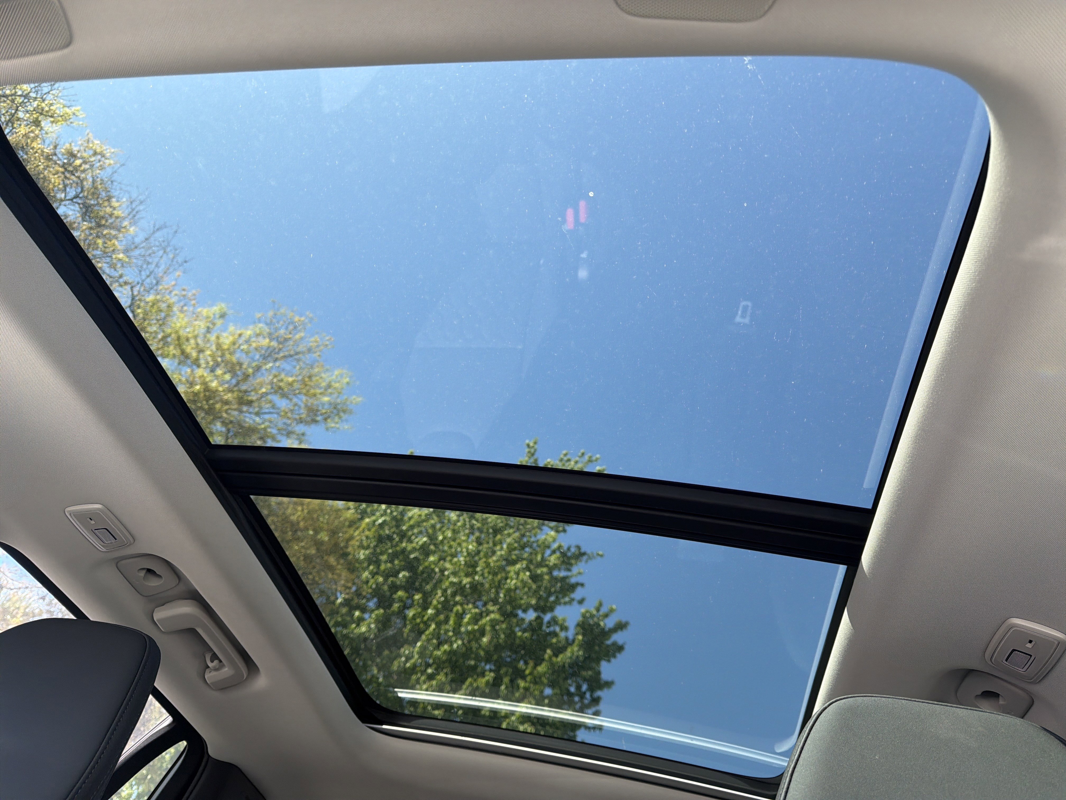 Used 2025 Volvo XC90 B6 Plus image 28