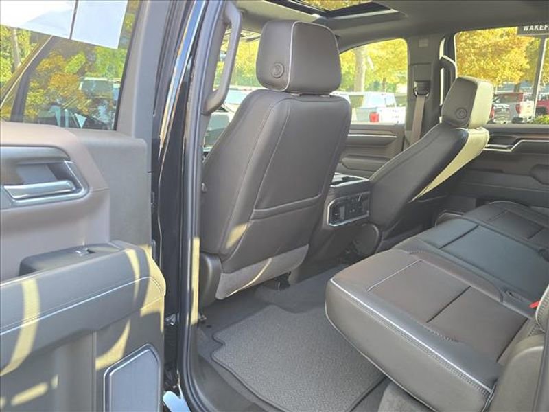 New 2026 GMC Sierra 1500 Denali w/ Denali Reserve Package image 5