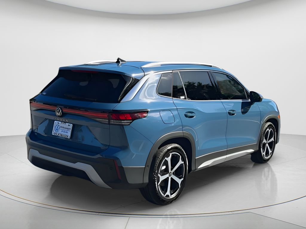 New 2026 Volkswagen Tiguan SE image 8