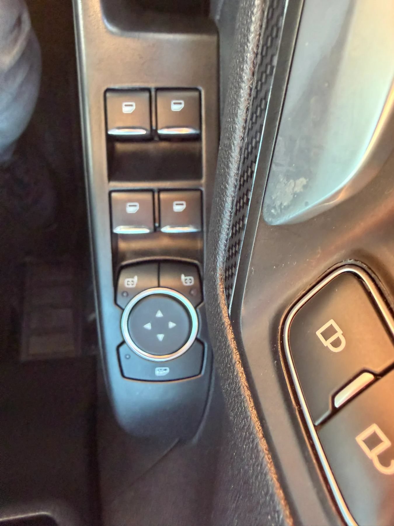 Used 2025 Ford Escape ST-Line AWD/4WD image 24